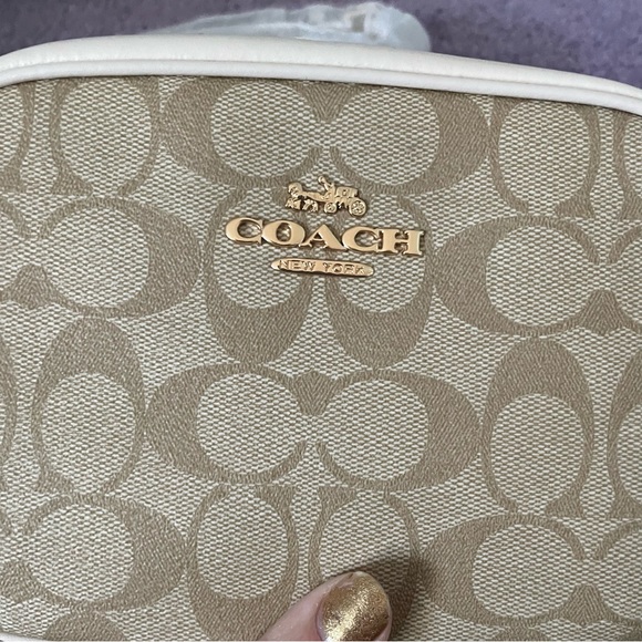 Beige and White Crossbody Coach Purse NWT - Picture 2 of 7